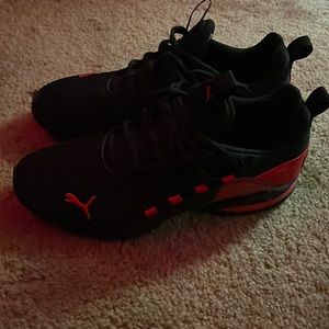 Boys Puma shoes, size 7 big boys, red and black.